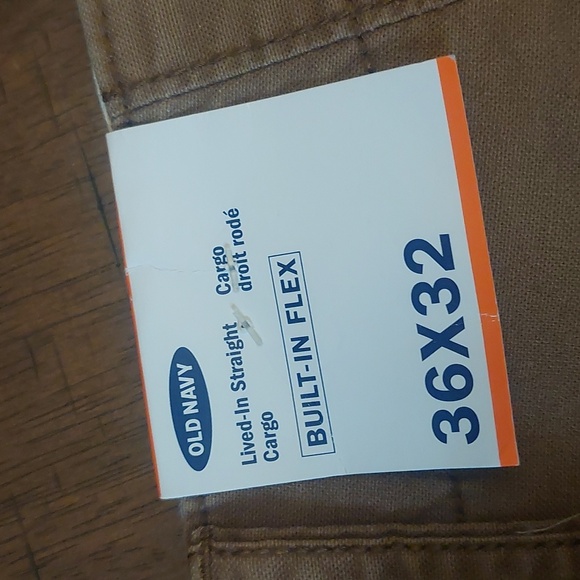 Old Navy Cargo Pants - Picture 6 of 6